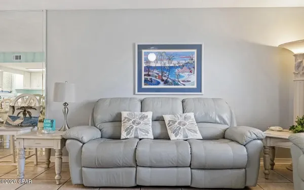 $2,000 | 218 White Sandy Drive, Panama City Beach, FL 32407