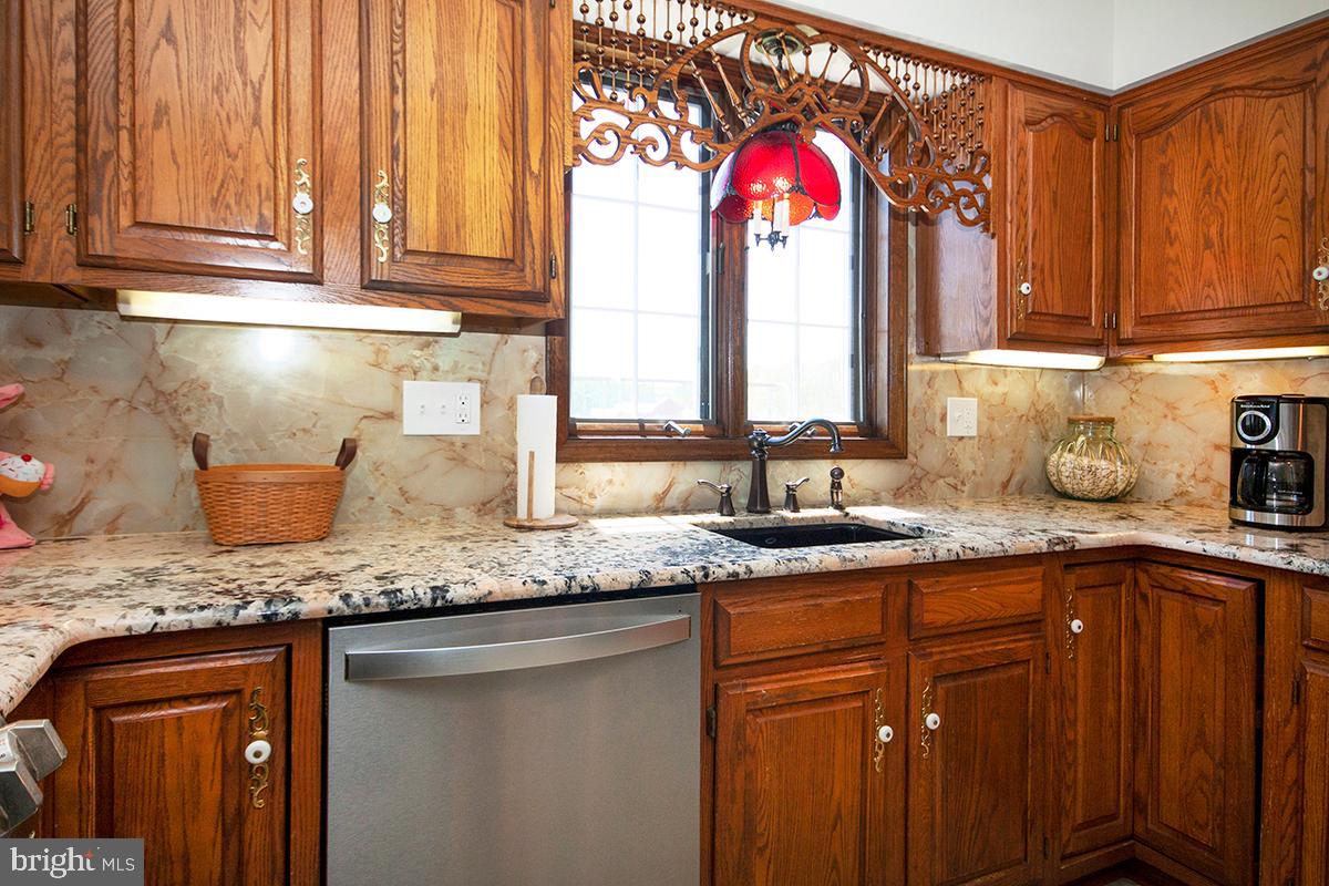 287 Jefferson Road Sewell, NJ 08080 - Photo 14 of 58