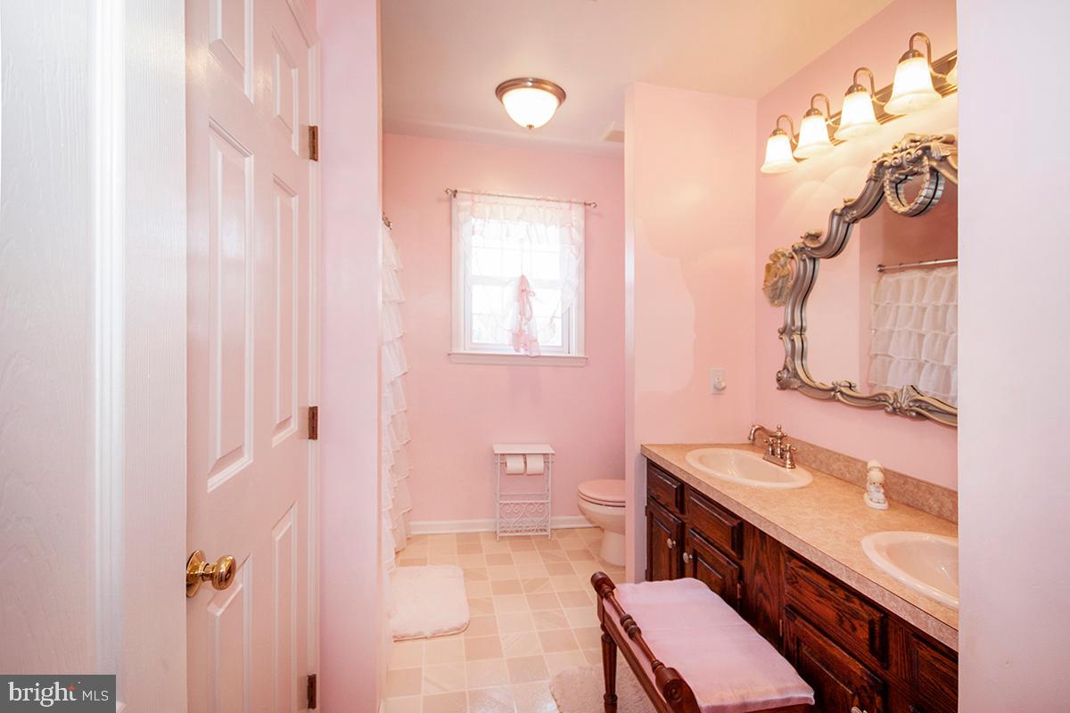 287 Jefferson Road Sewell, NJ 08080 - Photo 36 of 58