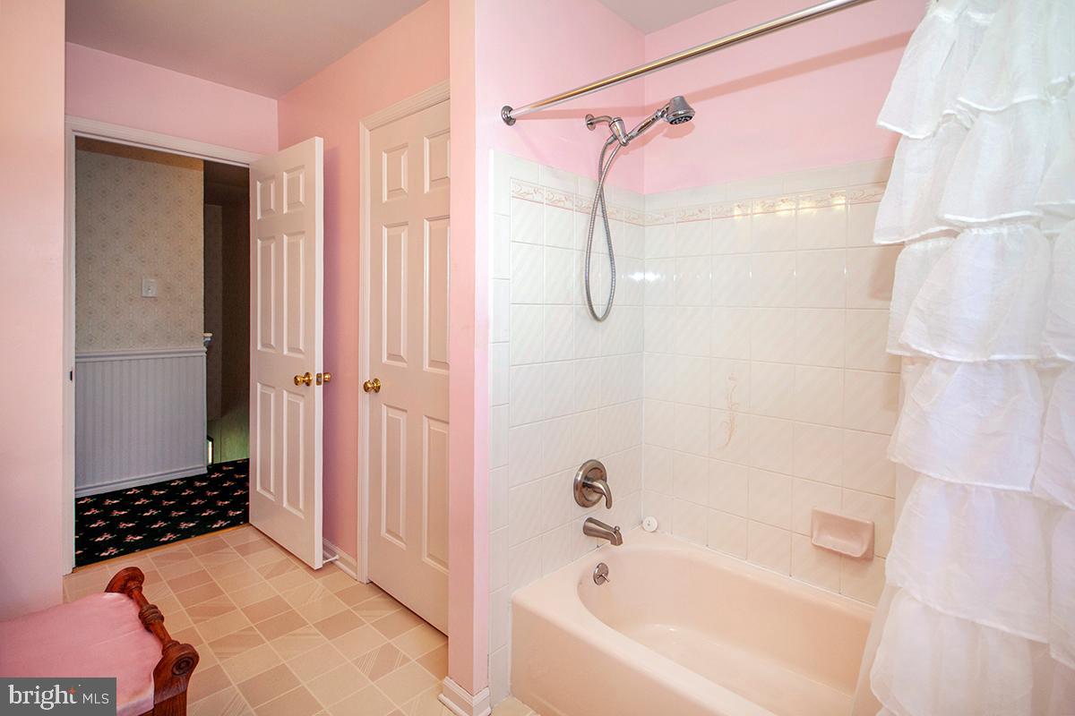 287 Jefferson Road Sewell, NJ 08080 - Photo 37 of 58