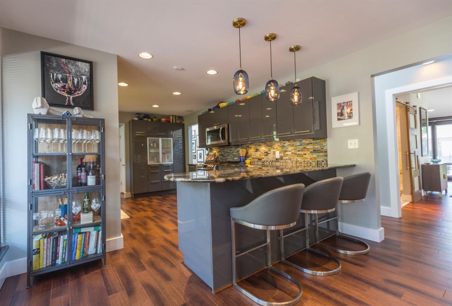 5901 Robison Road Cincinnati, OH 45213 - Photo 9 of 42 Gallery Image 9