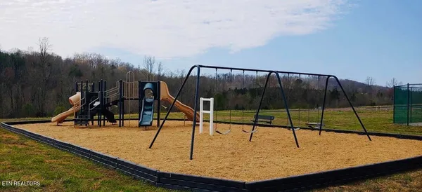 $479,900 | 127 Songberry Street, Oak Ridge, TN 37830