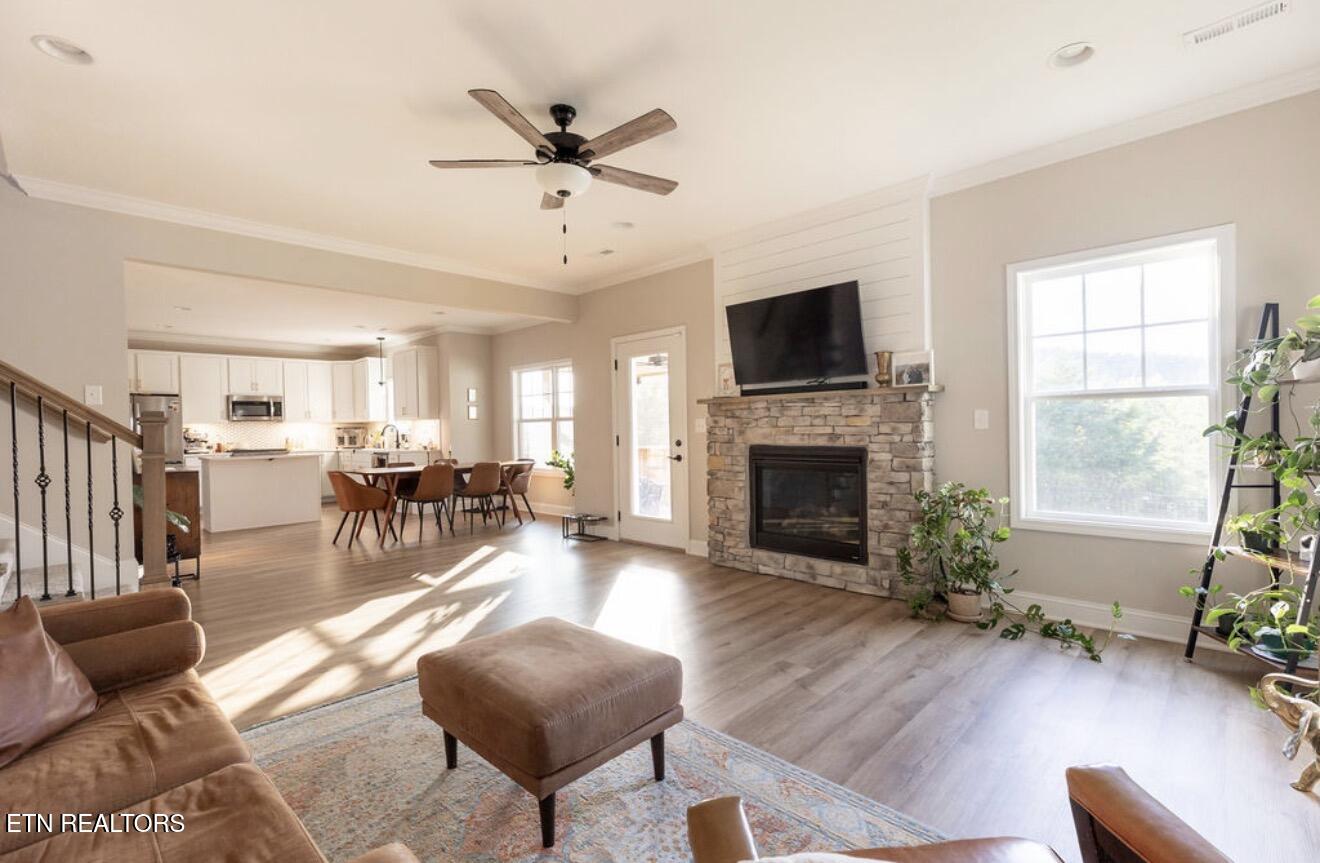 127 Songberry Street Oak Ridge, TN 37830 - Photo 6 of 46 IMG_3011