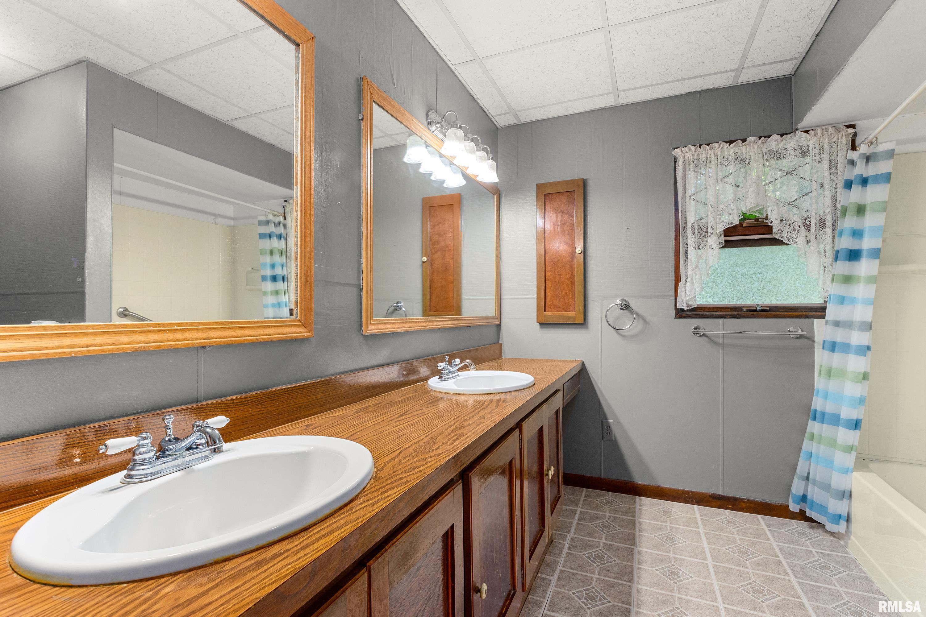 214 South Fulton Street Lacon, IL 61540 - Photo 43 of 58