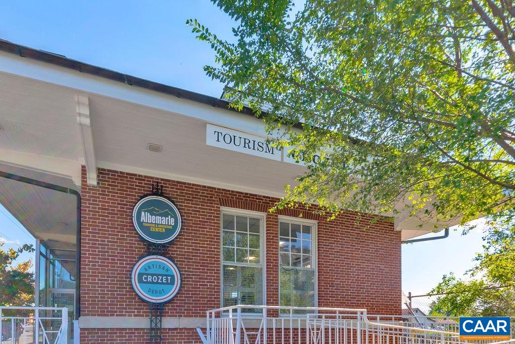 Three Old Three Notch'd Road Charlottesville, VA 22901 - Photo 15 of 24 a view of a pathway of a building