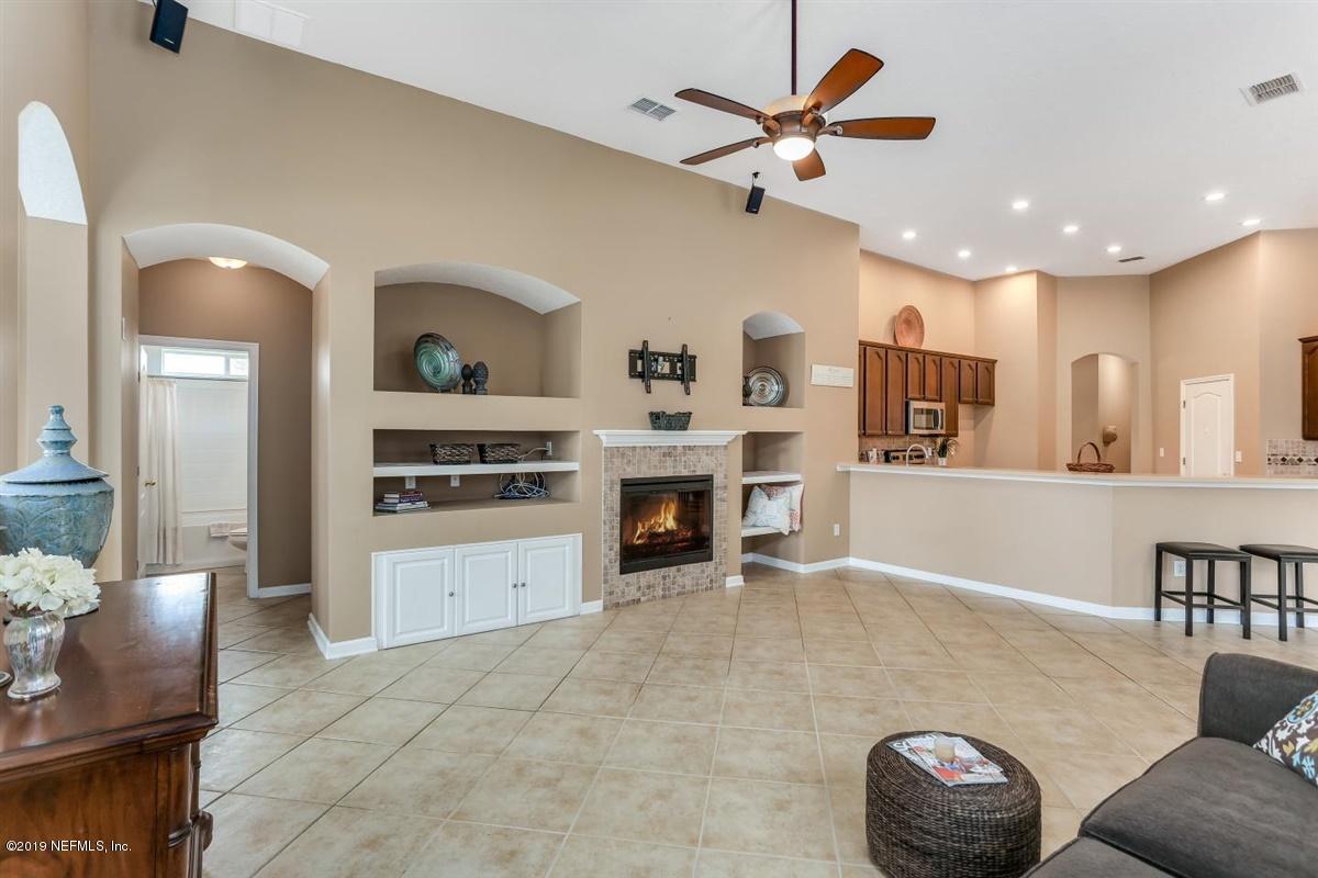 812 Ifield Road St. Augustine, FL 32095 - Photo 18 of 40 15-Family Room