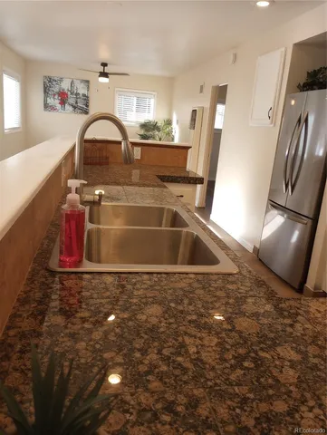 a view of utility room