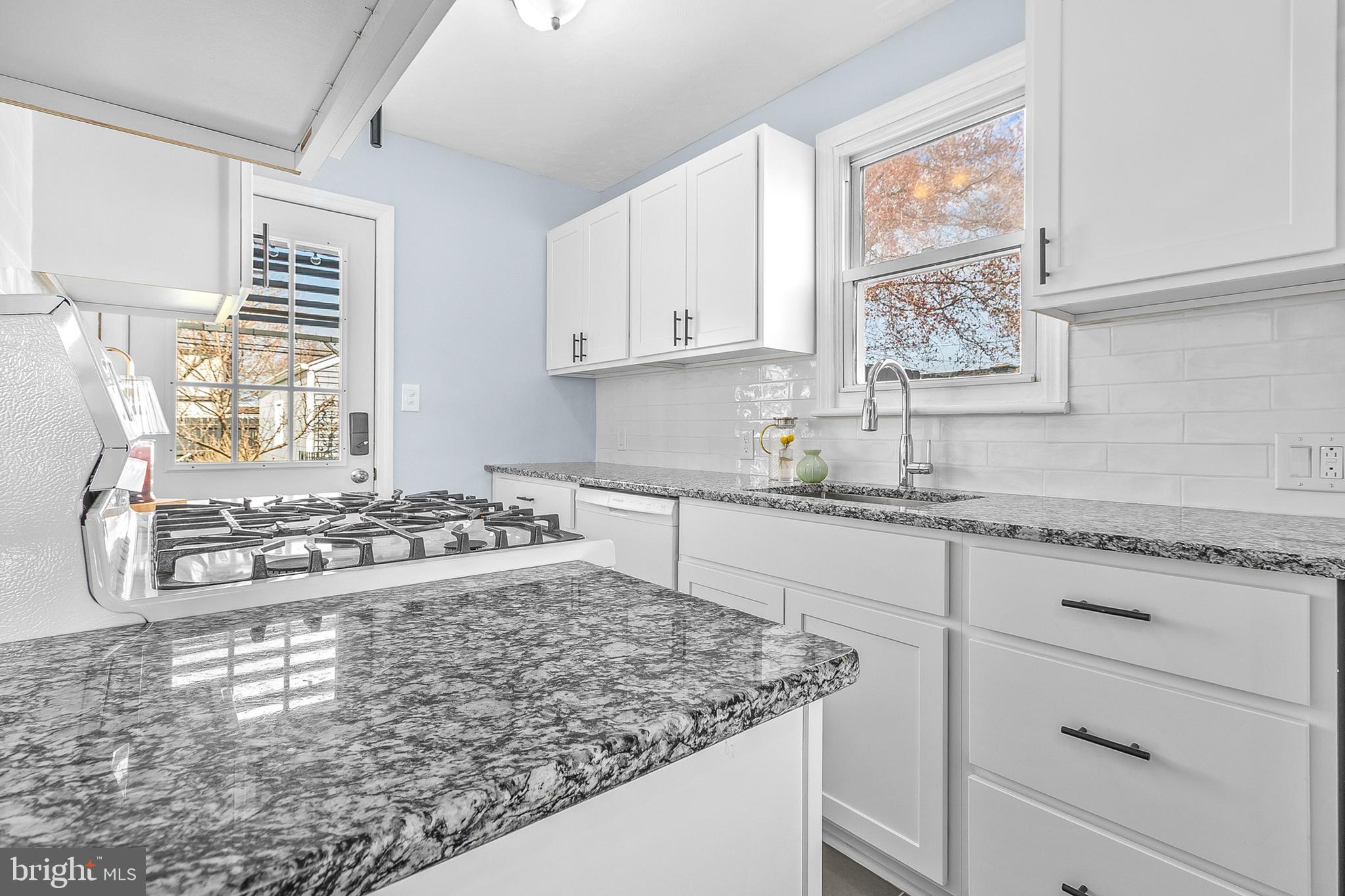 240 Upland Road Brookhaven, PA 19015 - Photo 11 of 25