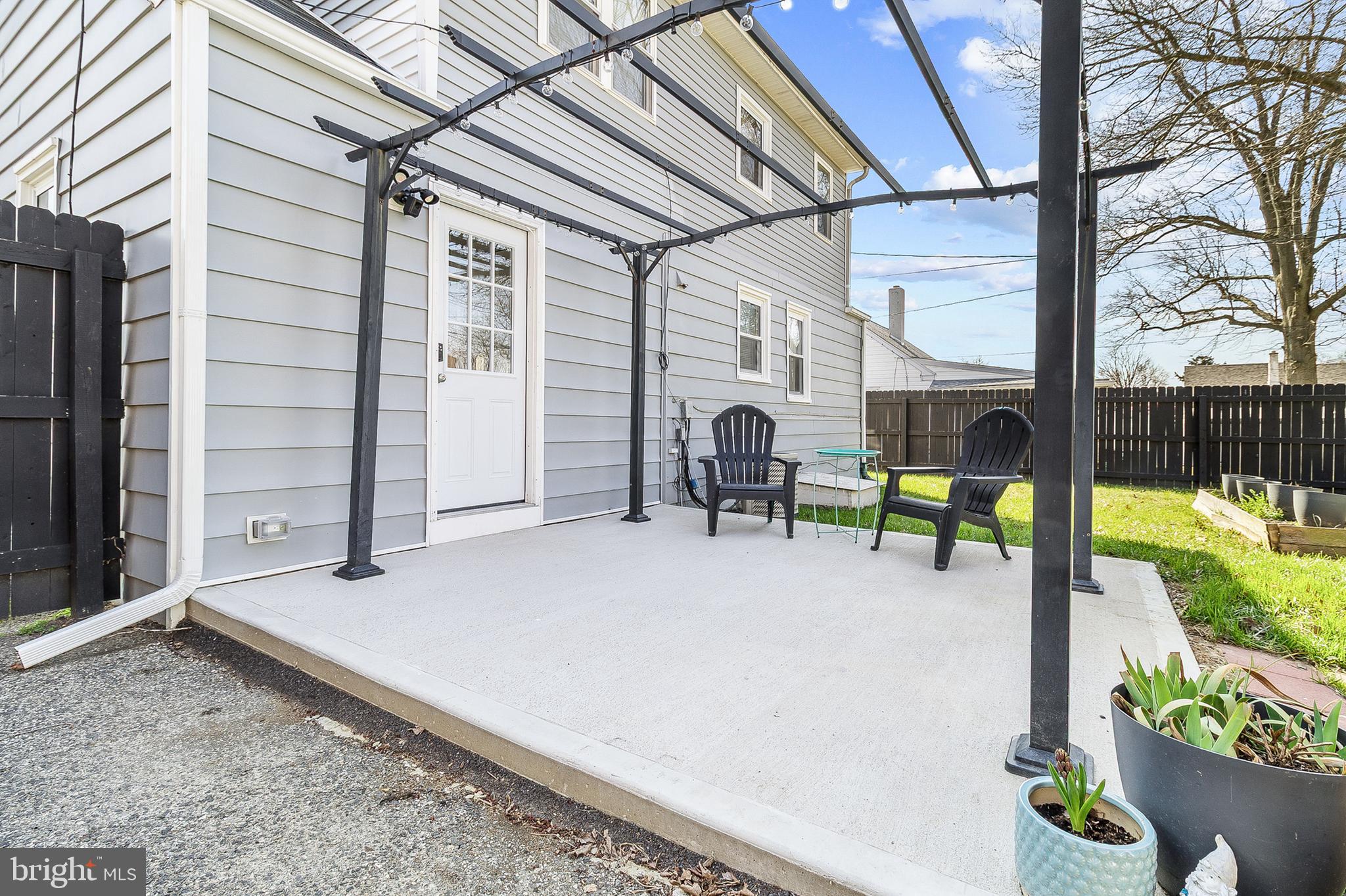 240 Upland Road Brookhaven, PA 19015 - Photo 23 of 25