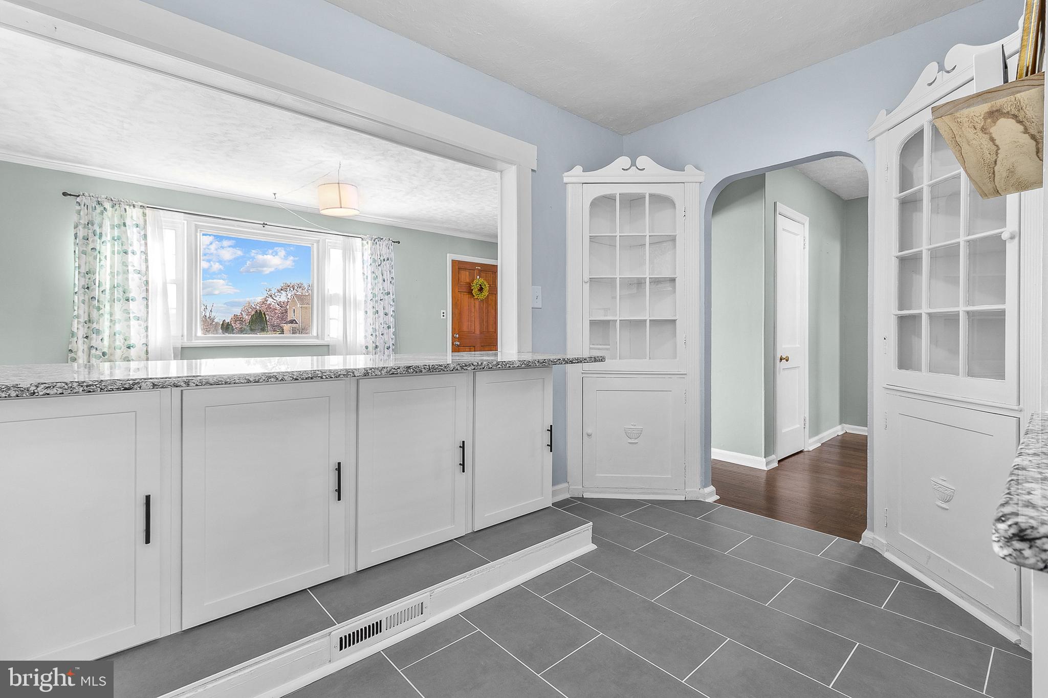 240 Upland Road Brookhaven, PA 19015 - Photo 9 of 25