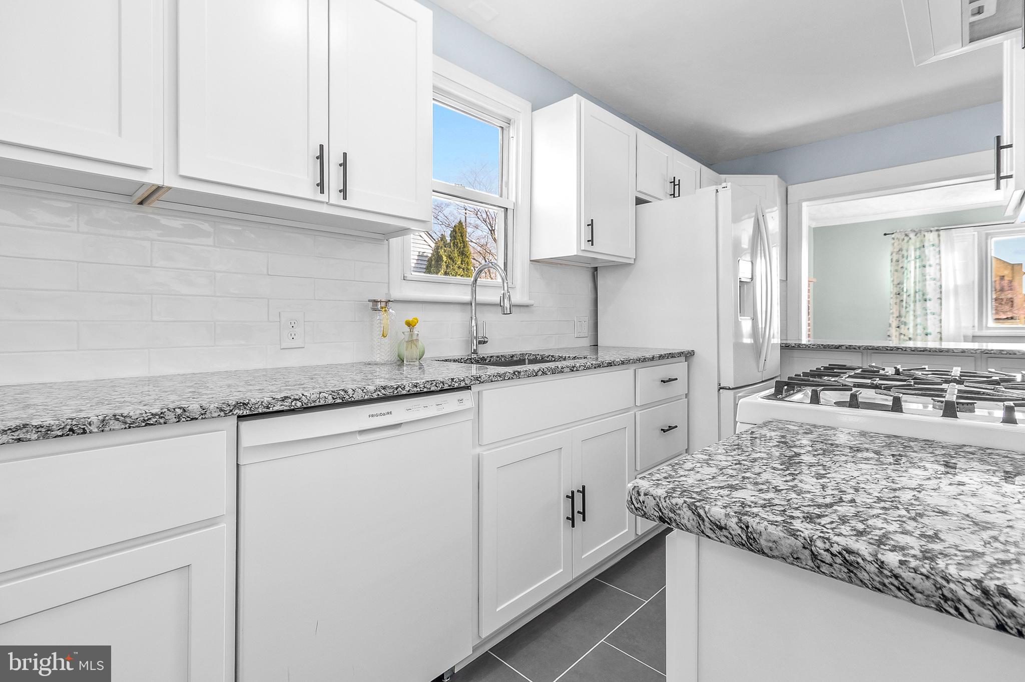 240 Upland Road Brookhaven, PA 19015 - Photo 10 of 25