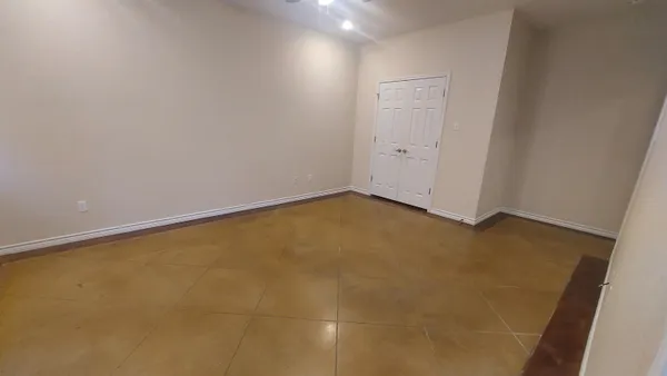an empty room with a empty space