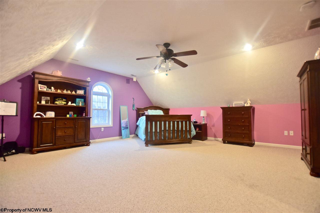 278 Cleer Road Bridgeport, WV 26330 - Photo 17 of 20 Gallery Image 17