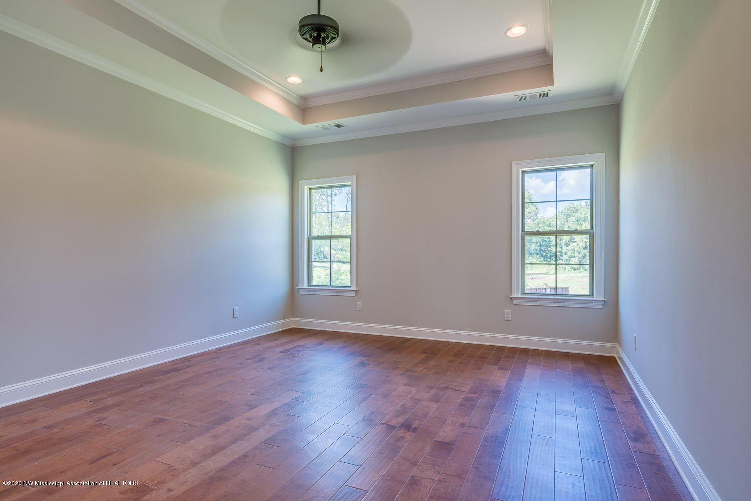 1587 Treestand Road Southaven, MS 38672 - Photo 8 of 22 Master Bedroom