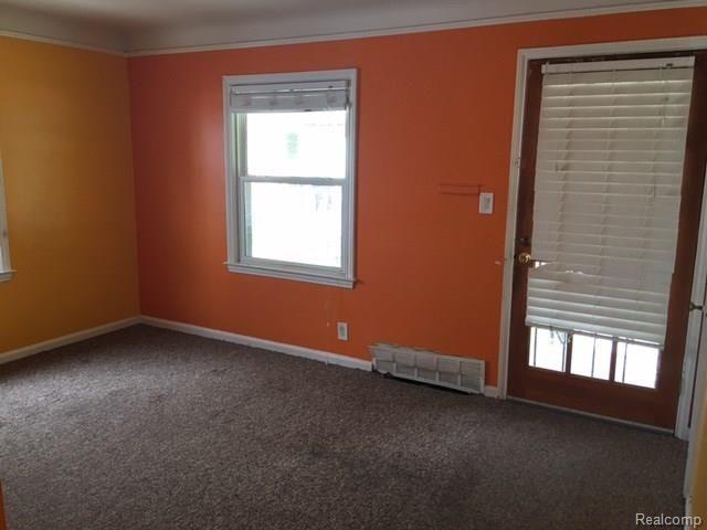 8126 Standard Street Center Line, MI 48015 - Photo 6 of 13