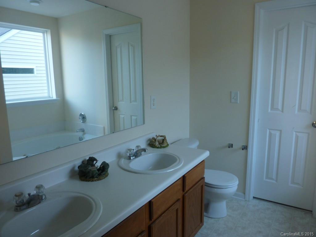 11615 Ruth Polk Court Charlotte, NC 28269 - Photo 7 of 12