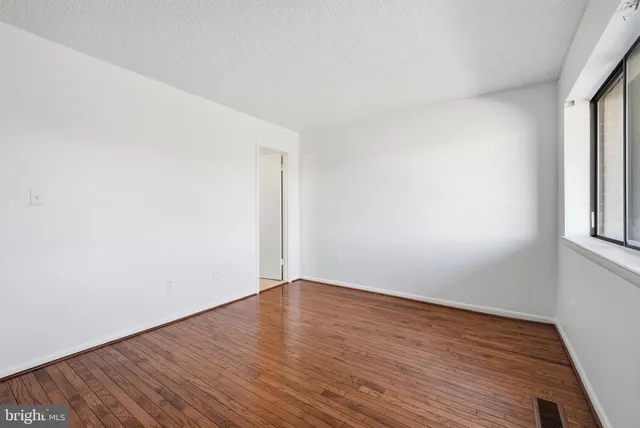 $465,000 | 1049 Michigan Avenue Northeast, Unit 1049, Washington, DC 20017