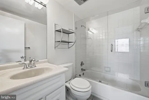 $465,000 | 1049 Michigan Avenue Northeast, Unit 1049, Washington, DC 20017