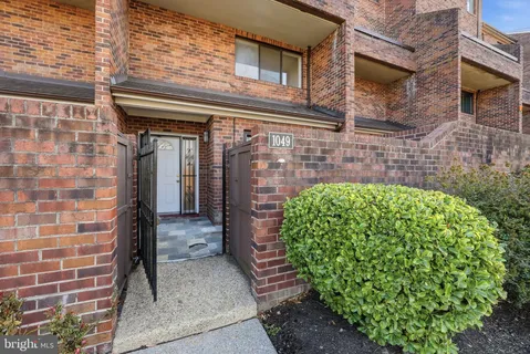 $465,000 | 1049 Michigan Avenue Northeast, Unit 1049, Washington, DC 20017