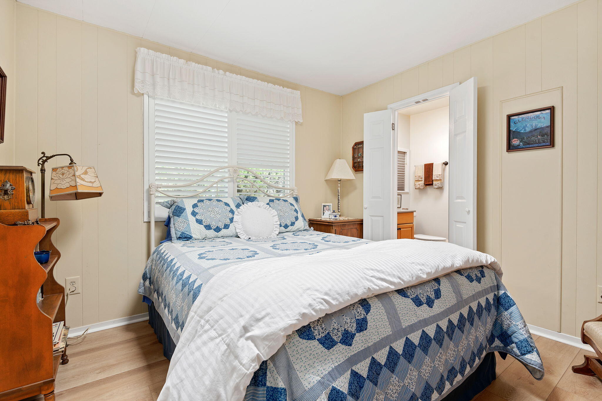 340 Old Mill Road, Unit 231 Santa Barbara, CA 93110 - Photo 12 of 20 16-web-or-mls-16 - Bedroom 2