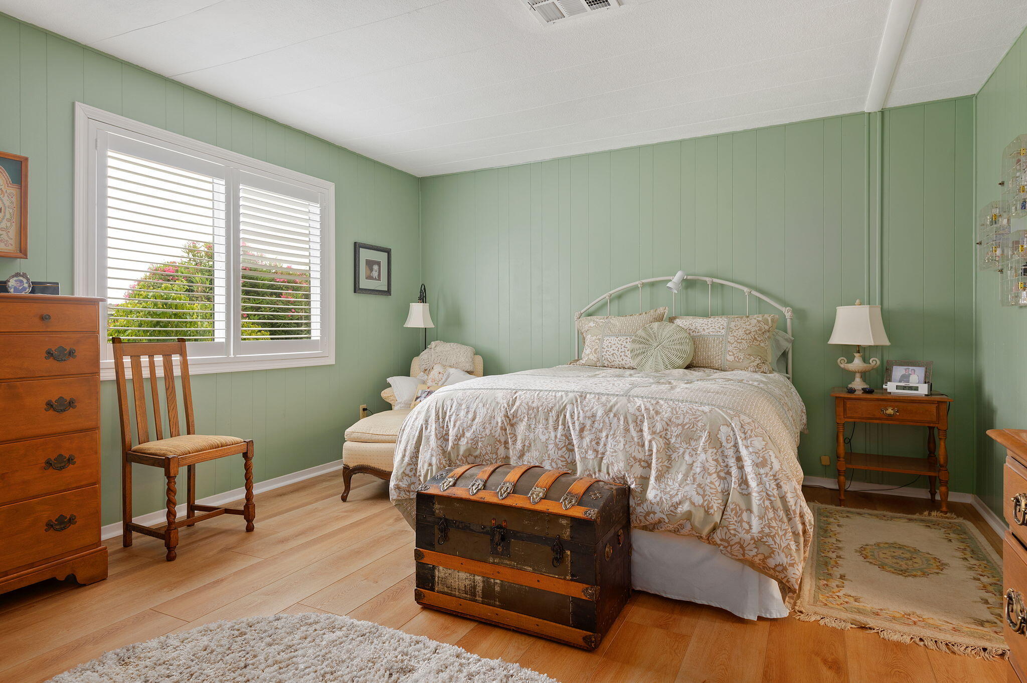 340 Old Mill Road, Unit 231 Santa Barbara, CA 93110 - Photo 9 of 20 12-web-or-mls-12 - Primary Bedroom