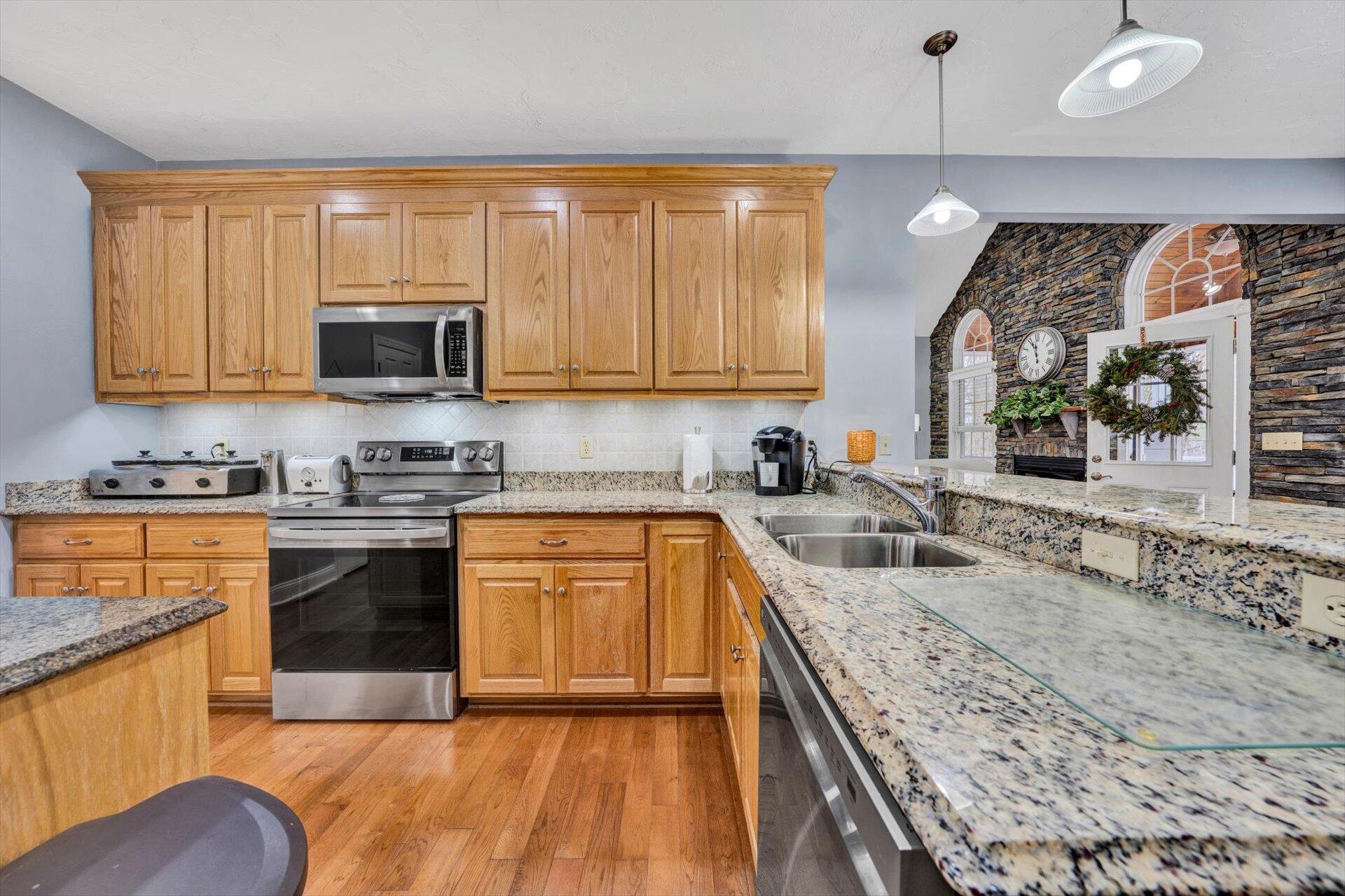 70 Cahas Summit Road Boones Mill, VA 24065 - Photo 6 of 48 Custom Kitchen