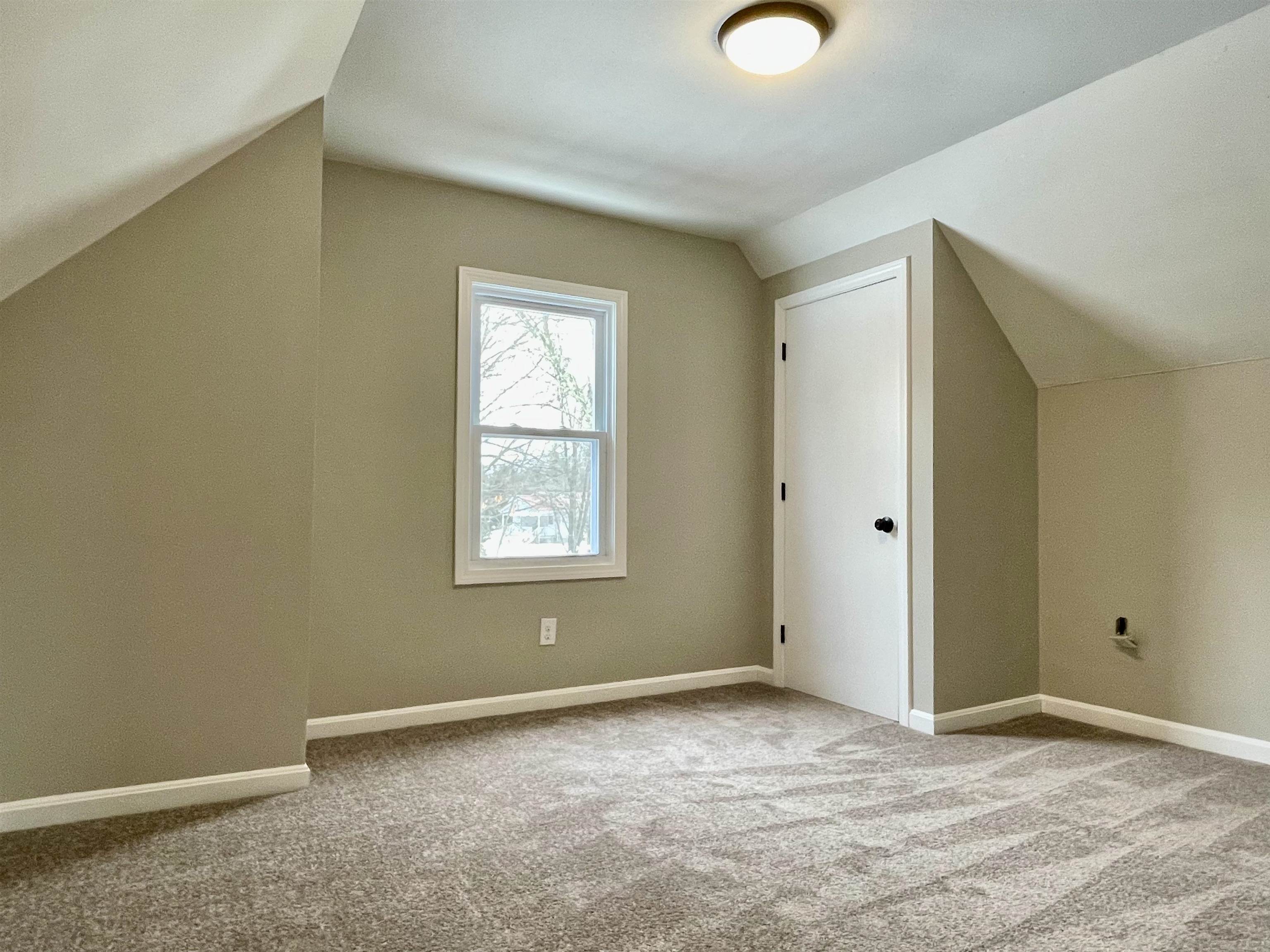 54 High Street Epping, NH 03042 - Photo 13 of 23 Gallery Image 13