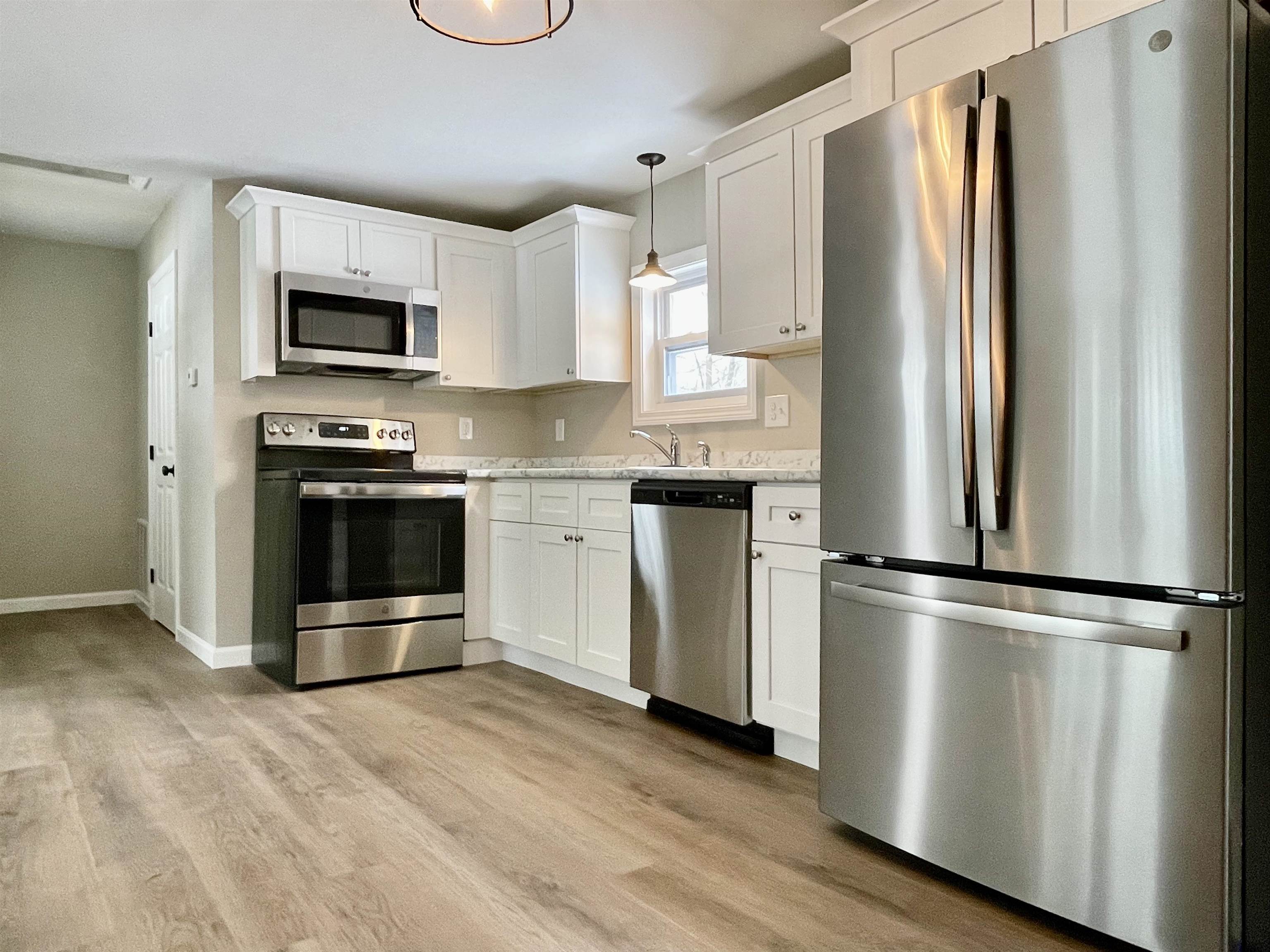 54 High Street Epping, NH 03042 - Photo 6 of 23 Gallery Image 6