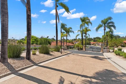 $1,299,900 | 17656 Caminito Hercuba, San Diego, CA 92128