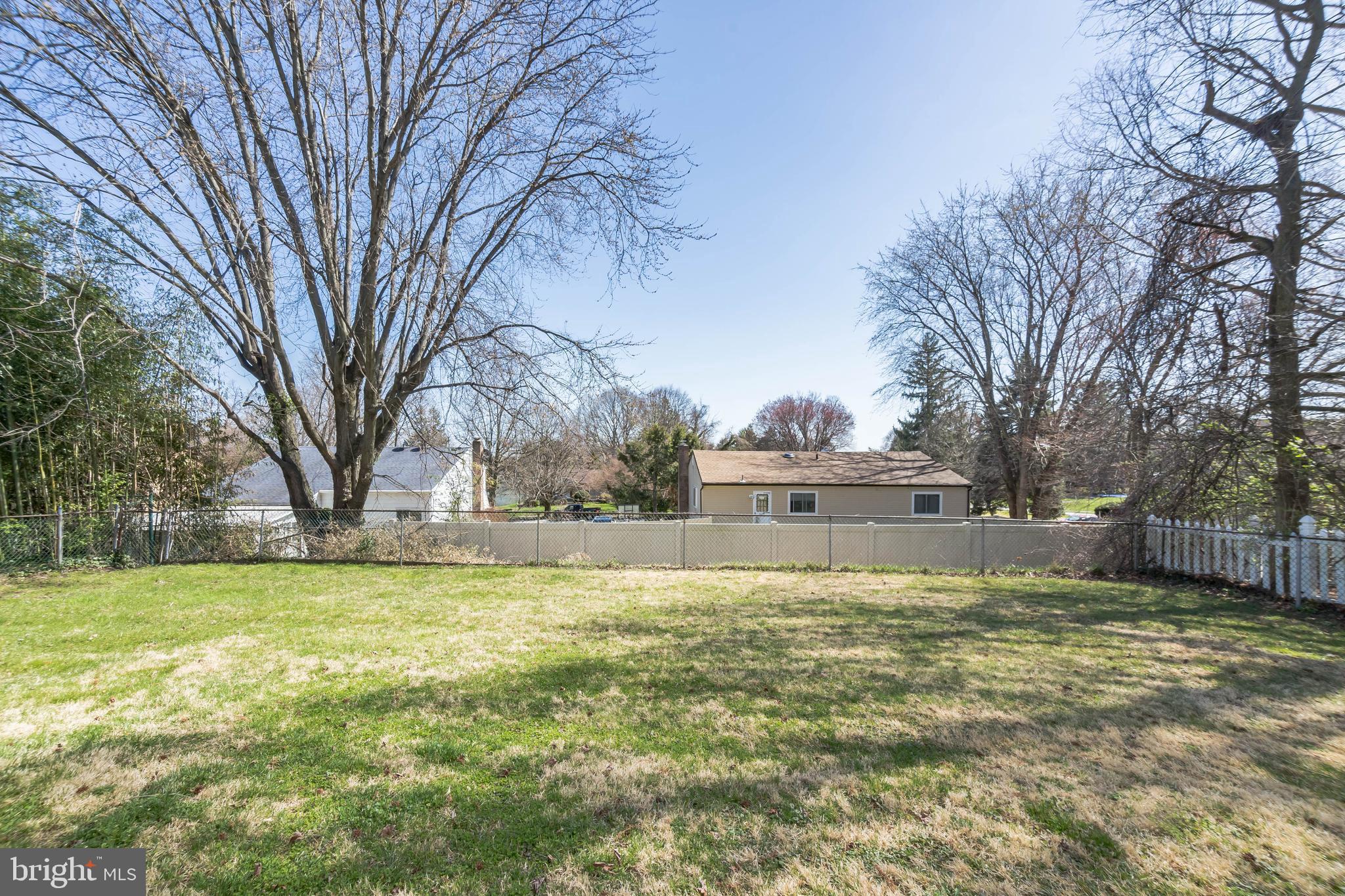 7703 Oak Lane Road Cheltenham, PA 19012 - Photo 5 of 42 Gallery Image 5