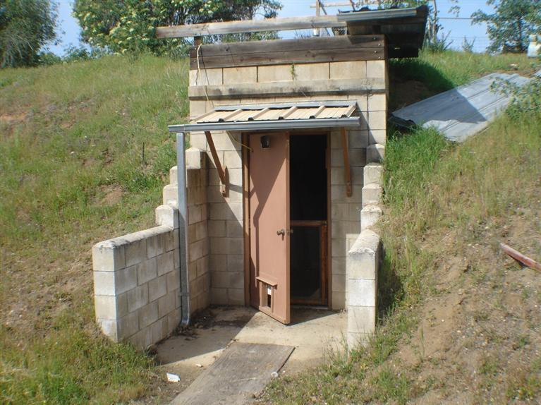 47560 Creekside Road Squaw Valley, CA 93675 - Photo 23 of 23 root cellar