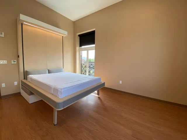 $1,699 | 83 Hanover Street, Unit 409, Manchester, NH 03101