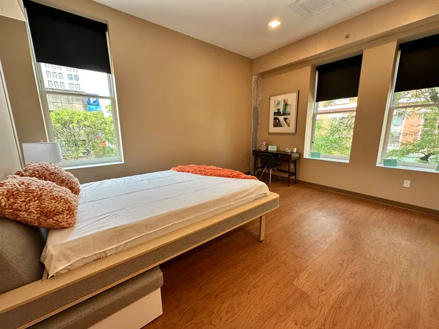 $1,699 | 83 Hanover Street, Unit 409, Manchester, NH 03101