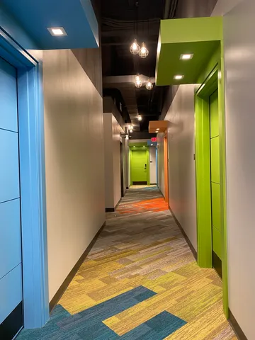 $1,699 | 83 Hanover Street, Unit 409, Manchester, NH 03101