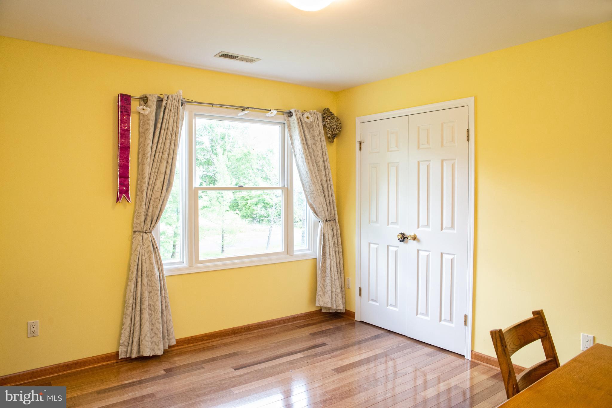 73 Ellisdale Road Allentown, NJ 08501 - Photo 42 of 49 Middle Bedroom.