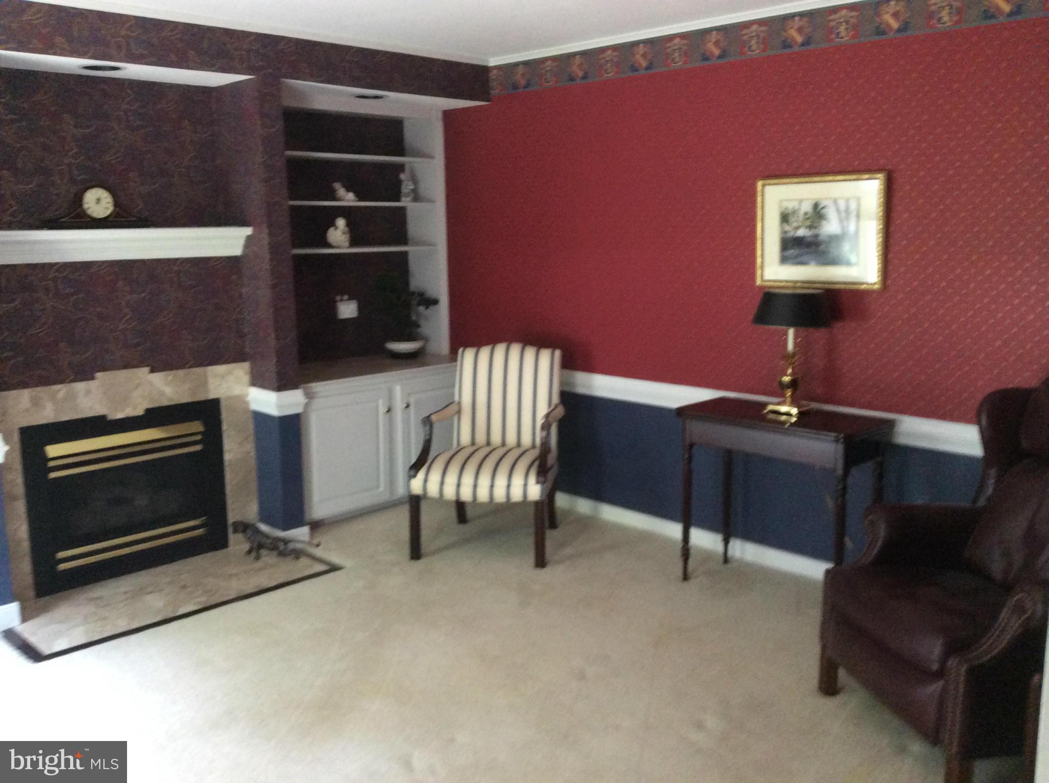 15516 Langside Street Silver Spring, MD 20905 - Photo 2 of 30 Living Room