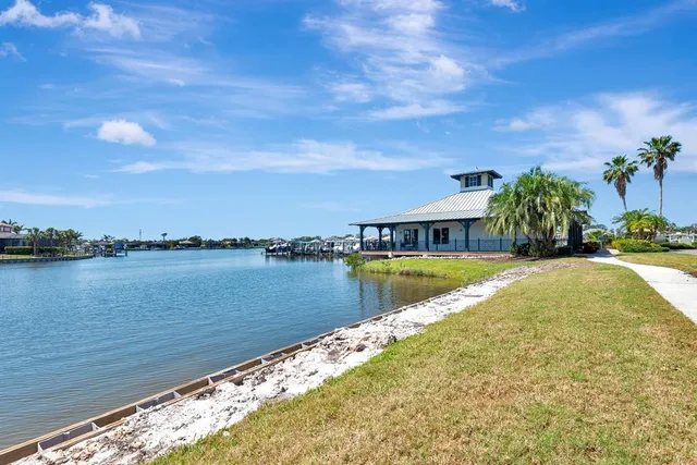$475,000 | 915 Tidewater Shores Loop, Bradenton, FL 34208