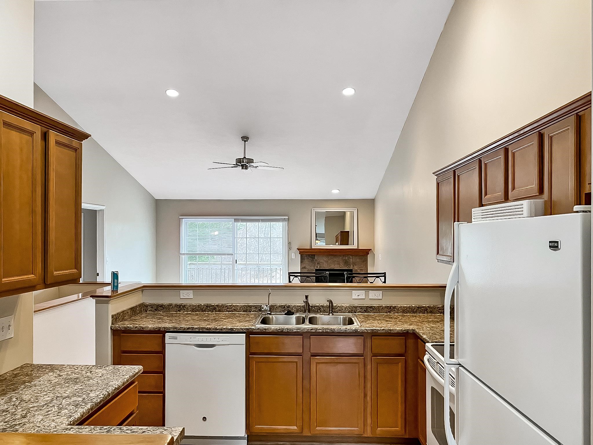 6579 Mac Donald Road, Unit 10 Benzonia, MI 49616 - Photo 7 of 47