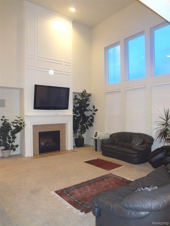 49377 Oxley Road Macomb, MI 48044 - Photo 10 of 23 GreatRm.JPG