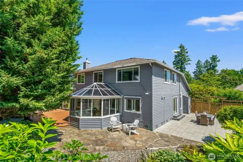 $1,898,000 | 535 Northwest Datewood Drive, Issaquah, WA 98027