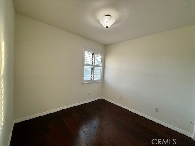 19009 Sherman Way, Unit 34 Reseda, CA 91335 - Photo 13 of 27 an empty room with a window