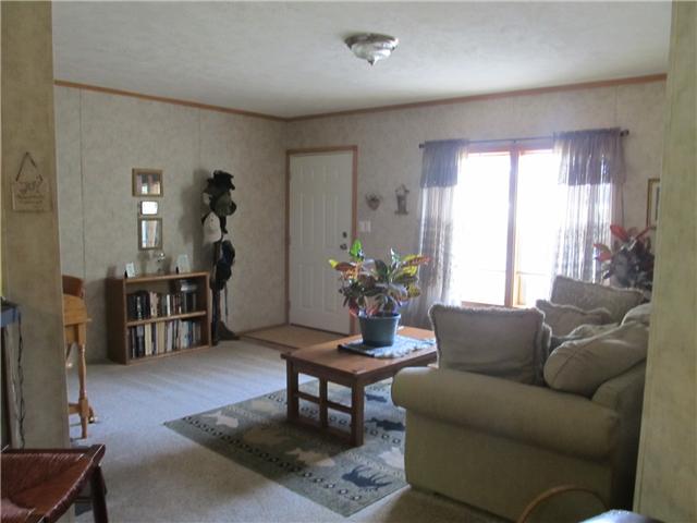 1208 Hurricane Road Tullahoma, TN 37388 - Photo 4 of 13 Formal living room.