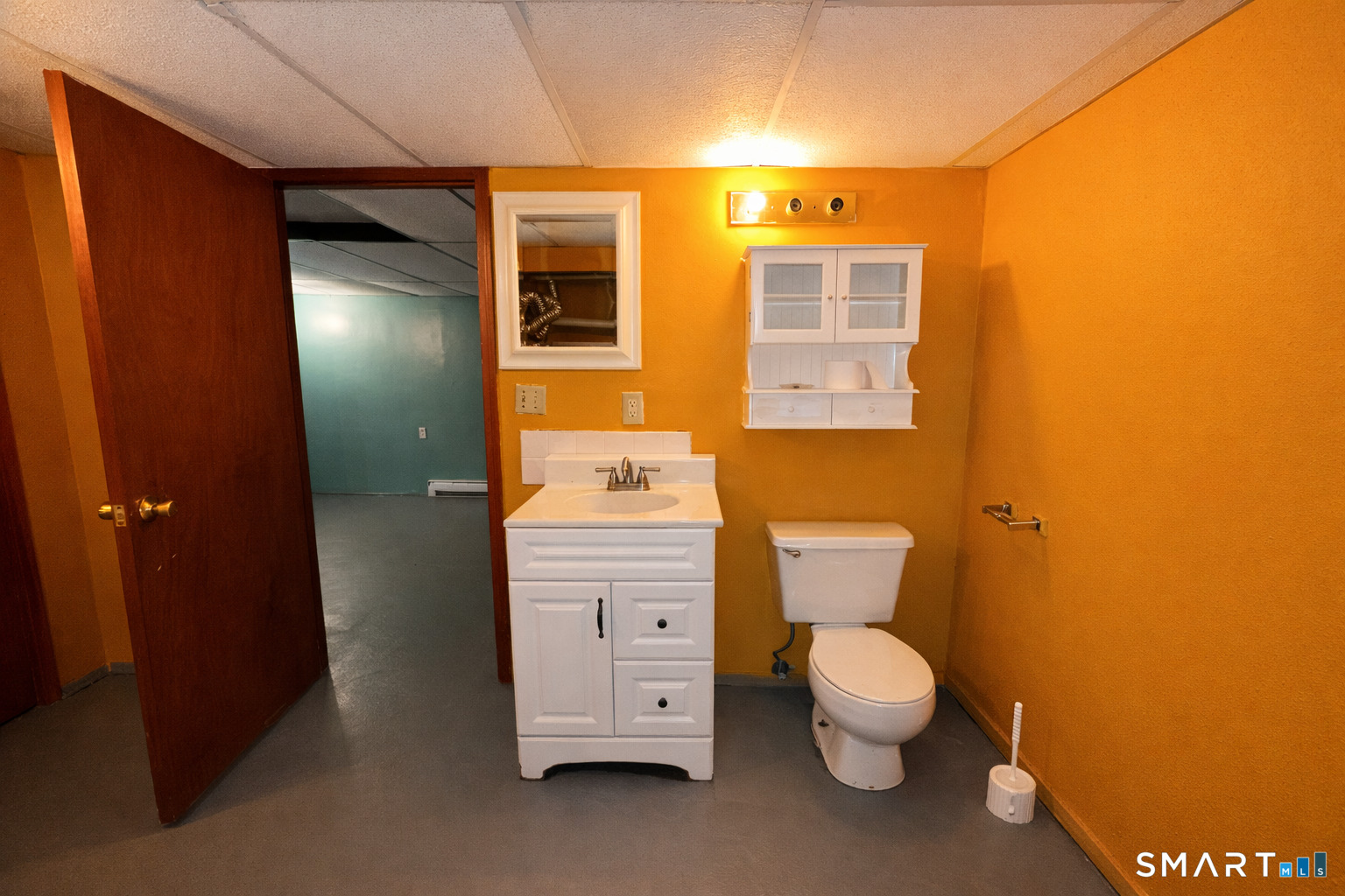 53 Farmstead Circle Bloomfield, CT 06002 - Photo 13 of 18