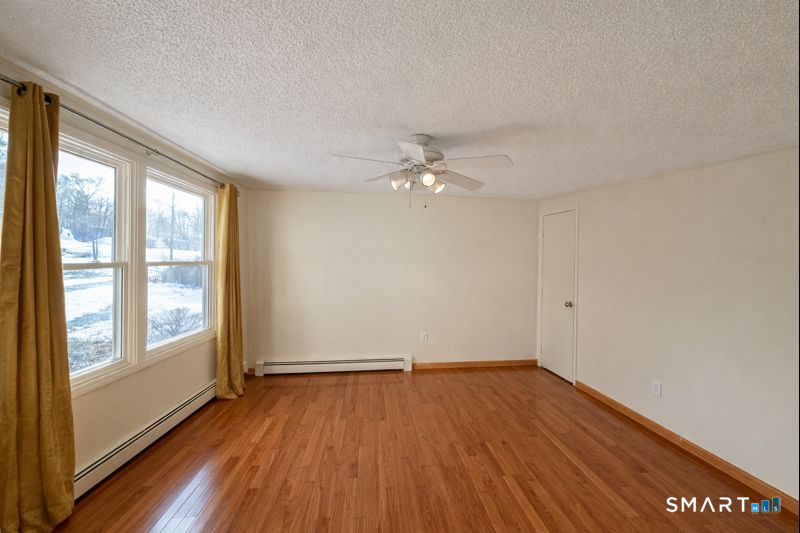 53 Farmstead Circle Bloomfield, CT 06002 - Photo 4 of 18