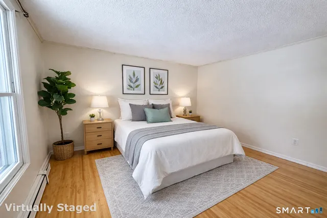 $315,000 | 53 Farmstead Circle, Bloomfield, CT 06002