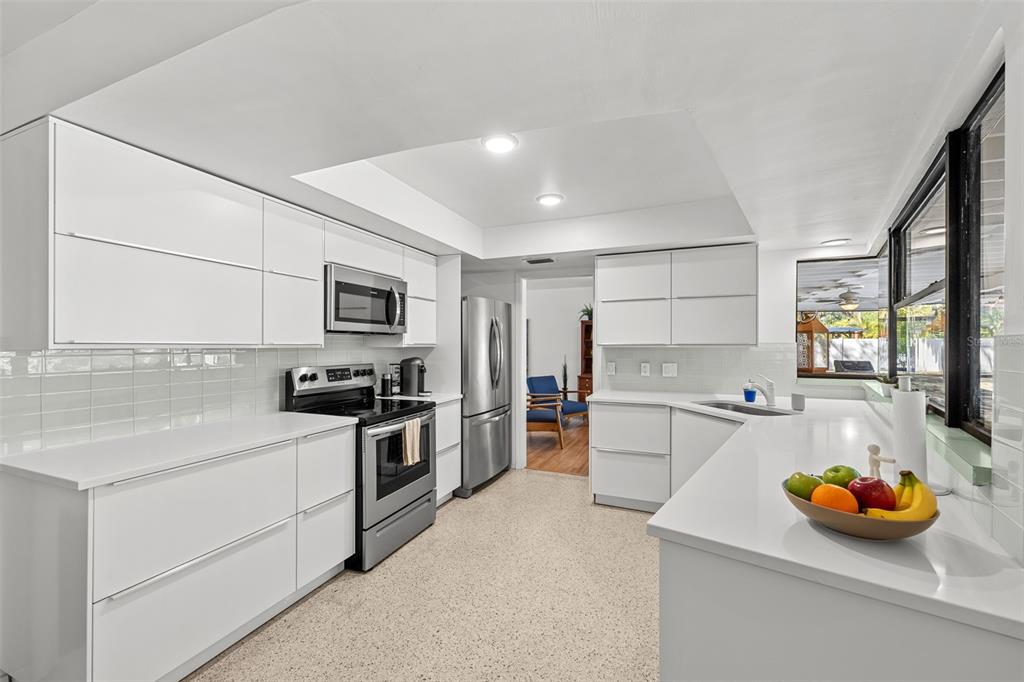 2265 Belleair Road Clearwater, FL 33764 - Photo 11 of 35