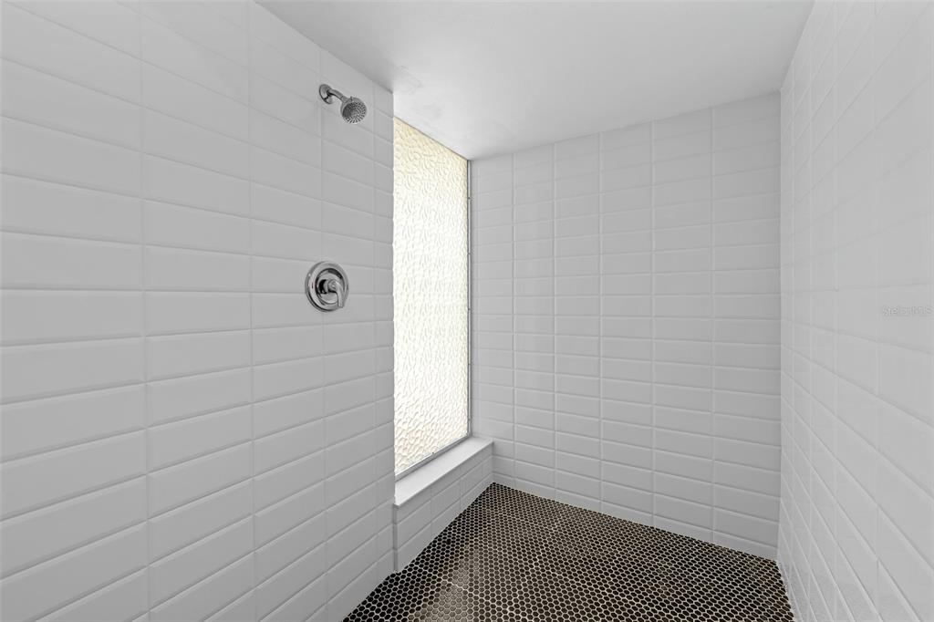 2265 Belleair Road Clearwater, FL 33764 - Photo 19 of 35