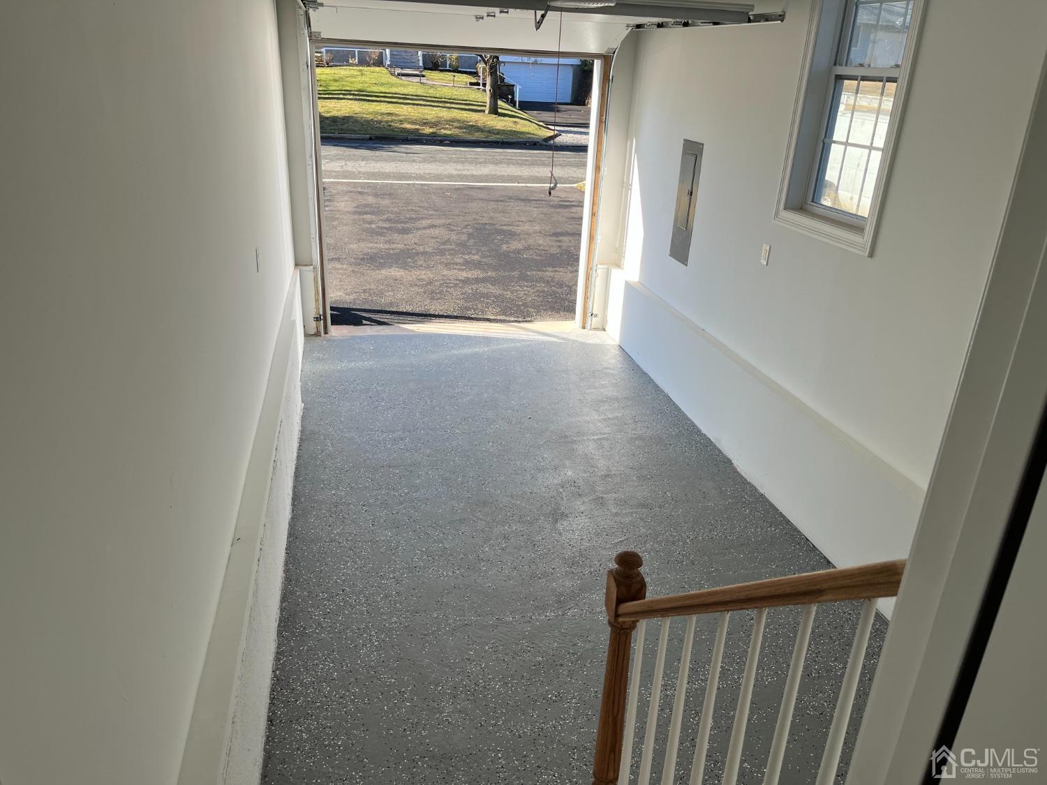 80 Kimberly Road Colonia, NJ 07067 - Photo 8 of 33 a view of hallway with window