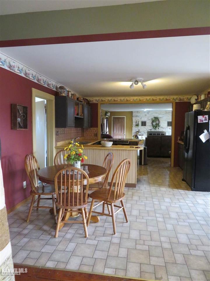 10961 North Baileyville Road Baileyville, IL 61007 - Photo 6 of 25 Gallery Image 6