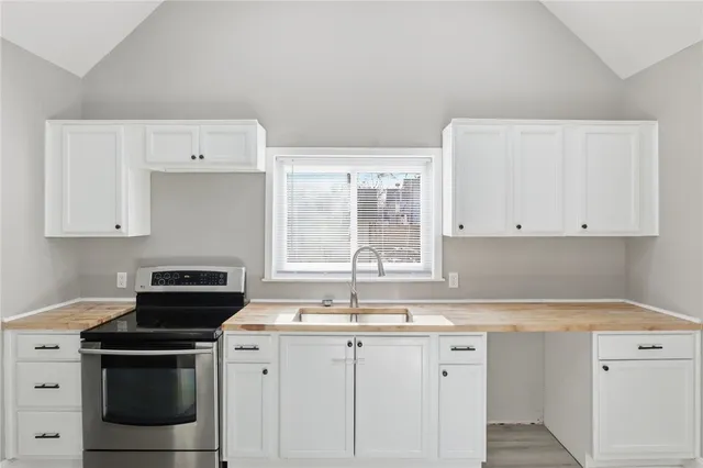 $129,900 | 269 Lexington Avenue, Rochester, NY 14613